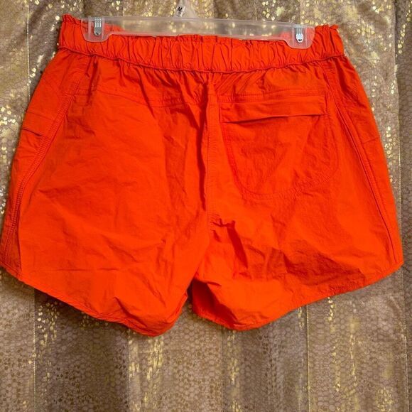 Free People Movement In The Wild Orange Cayanne Shorts Small NWOT - Picture 2 of 8